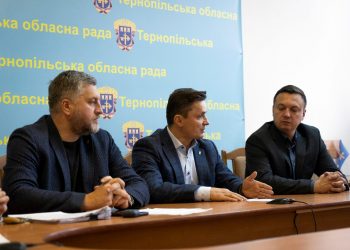 Чи встановлять на Тернопільщині монумент Роману Шухевичу?