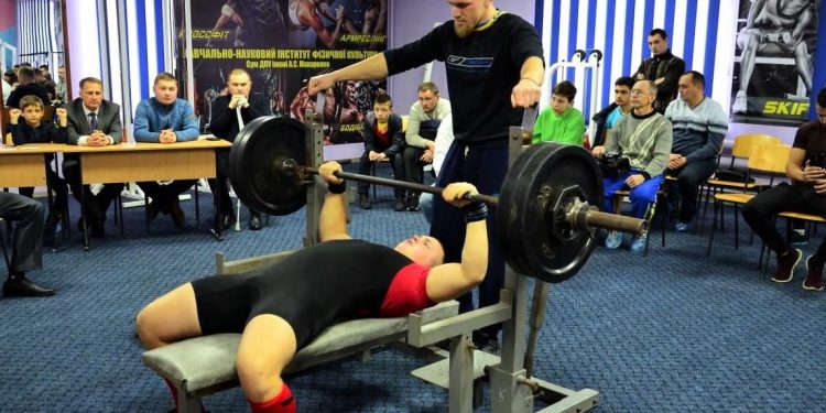 Тернополяни успішно виступили на змаганнях Кубку Західної України з класичного жиму лежачи у Львові
