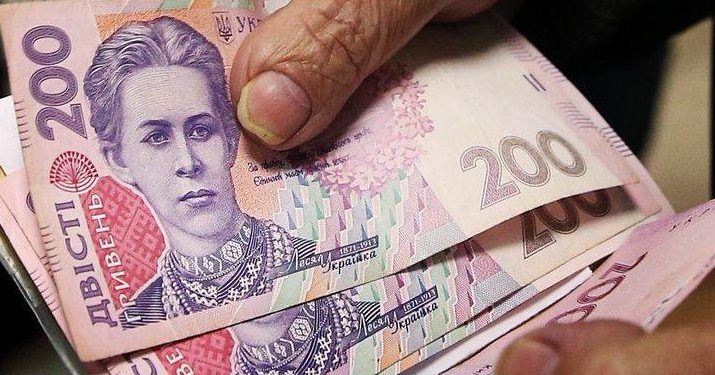 На Тернопільщині негідниці представилися соцпрацівницями та поцупили купу грошей в старенької