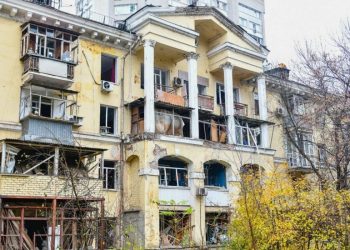 Ворог змінив тактику і б’є по газогонах: ракетний обстріл Дніпра – поранено 23 людини