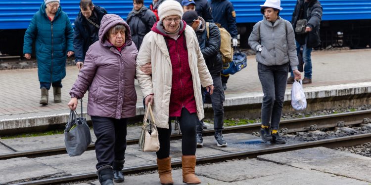 Черговий евакуаційний поїзд прибув до Тернополя (фото)
