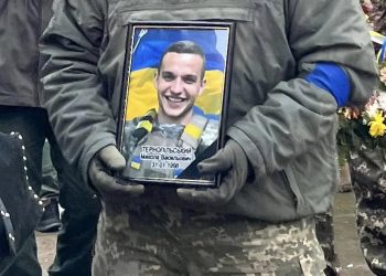 Заліщики зустріли загиблого Героя (фоторепортаж)