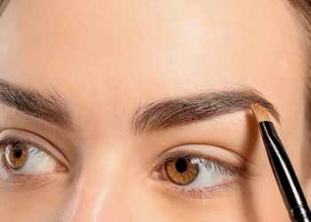 Як зробити ідеальний мейк-ап брів