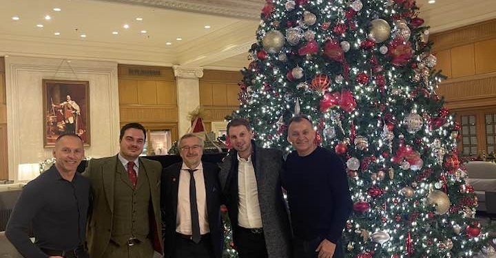 Тернопільському підприємцю Тарасу Демкурі видали документ на право роботи в Канаді