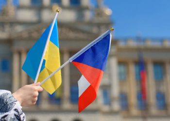 У Чехії офіційно працевлаштувалися понад 100 000 українців