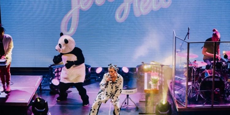 Jerry Heil потрапила в реанімацію після концерту у Тернополі