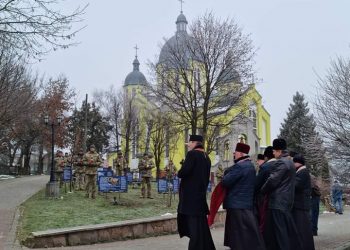 Пагорб пам’яті воїнам російсько-української війни відкрили у громаді на Тернопільщині (фоторепортаж)
