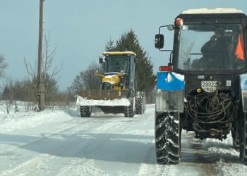 Збаразьке КП «Добробут» повністю готове до зимової погоди: закупили піскосуміш та відремонтували техніку