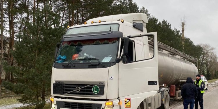 Нетверезим керував вантажівкою у Тернополі