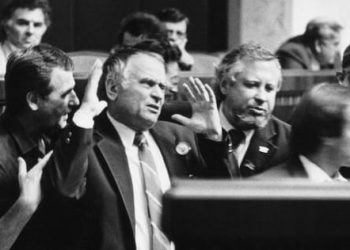 “Читай! А ні – то я задушу тебе!”: помер Дмитро Павличко