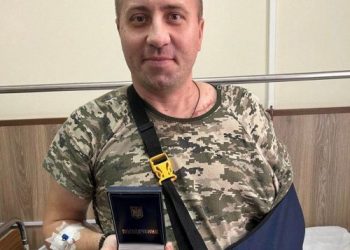 Тернополянин Андрій Стукало, якого поранили ворожі кулі на Донеччині, проходить реабілітацію у столиці