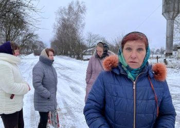 В селі на Тернопільщини не їздить шкільний автобус: діти долають 5 км пішки (відео)