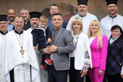 У Міжнародний день сім’ї тернополяни та гості міста просто неба об’єдналися у спільній молитві (фото)