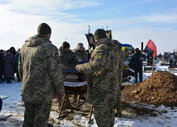 Тернопільщина попрощалася з бійцем Юрієм Підборочинським (фоторепортаж)