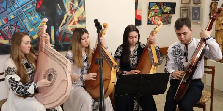 Тернопільські студенти взяли участь у виставці, присвяченій спротиву українців