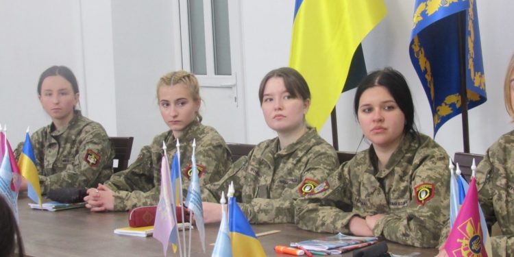 У коледжі Тернополя розпочався “Тиждень лідерства для сержантів” (фото)