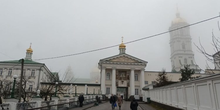 Кому належала Почаївська лавра на Тернопільщині