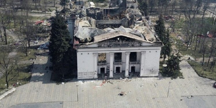 Маріупольський драмтеатр: роковини знищення