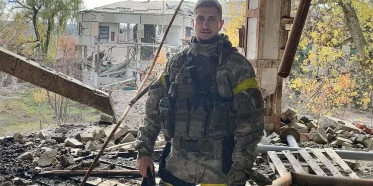 Обороняючи Бахмут, загинув спецпризначенець поліції Віктор Мельниченко з Тернопільщини