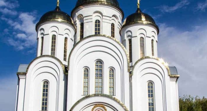 Сесія Тернопільської міської ради розгляне питання про припинення права користування землею церкви УПЦ