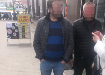 “Відмазував” від армії за 5500 доларів: у Тернополі спіймали шахрая