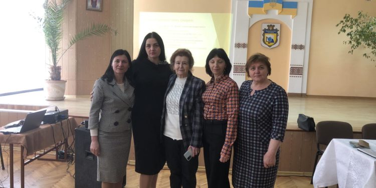Професорка ТНПУ провела тренінг для керівників Підволочиської громади на Тернопільщині