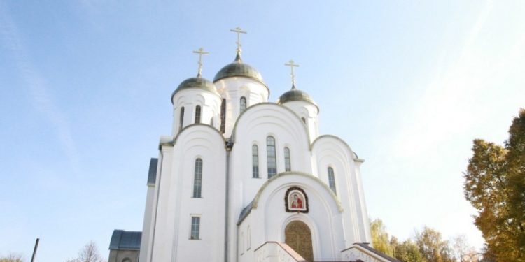 Пікет під церквою московського патріархату в Тернополі (відео)