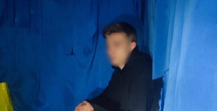 Заплатив 5 тис. доларів, щоб виїхати за кордон у багажнику автобуса (відео)