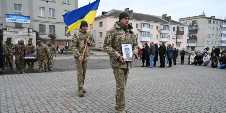 Тіло бійця Миколи Юрчишина зустріли на Тернопільщині