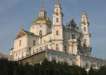 Чи піде на виселення Почаївська лавра вслід за Києво-Печерською?