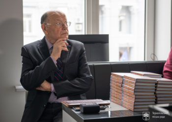 Тернопільський корифей видав нову збірку поезії