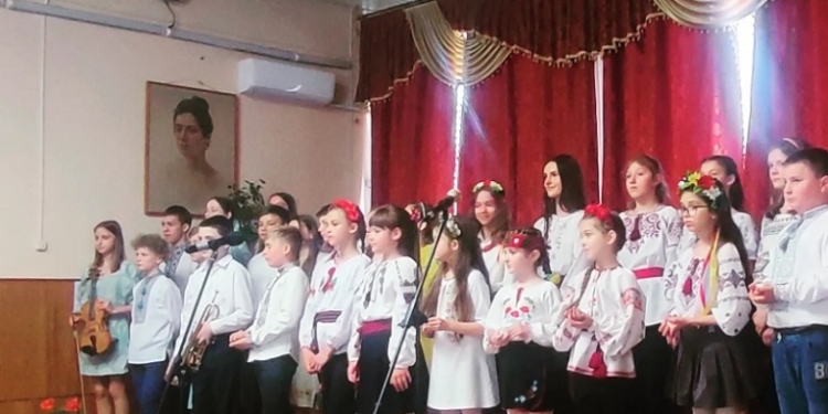Вихованці мистецької школи Тернополя презентували свої таланти