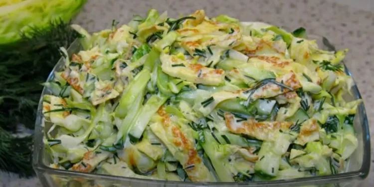 Весняний салат із капусти