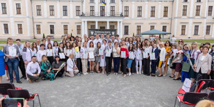 Володимир Труш привітав обдаровану молодь Тернопільщини