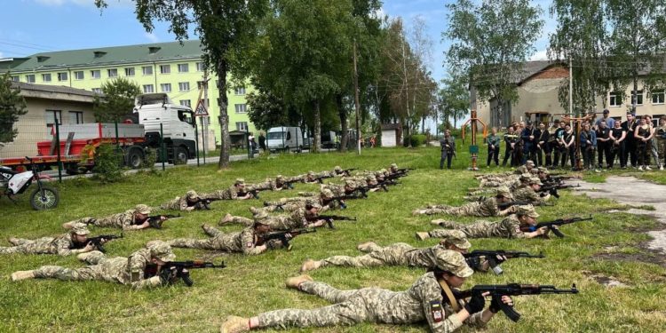 День відкритих дверей провели у Тернопільському коледжі із посиленою військовою підготовкою (фото)