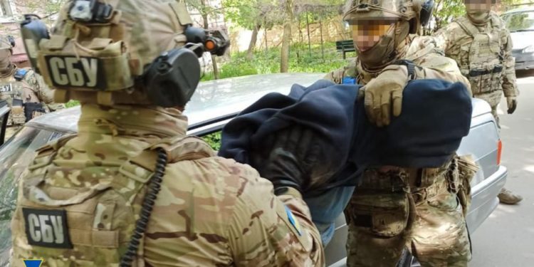 СБУ затримала на Запоріжжі російських агентів, які готували теракти проти командування ЗСУ та спецпризначенців СБУ