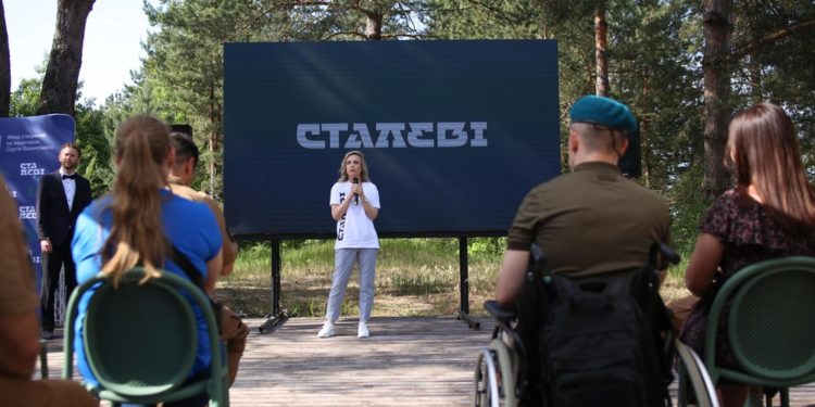 Сергій «Волина» Волинський продовжує допомагати морпіхам навіть у полоні