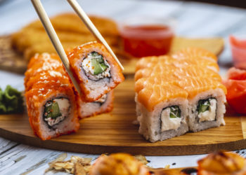 Замовляємо суші в Тернополі: найкращі заклади, ціни та акції