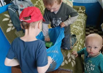 Благодійну допомогу отримали діти Підгороднянської громади від фонду “Хвилі змін”