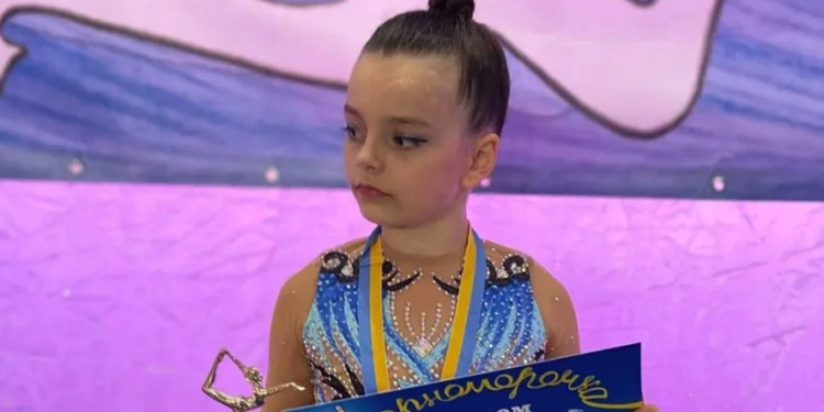 Українська гімнастка, якій відірвало ногу російською ракетою, виграла перший турнір (відео)