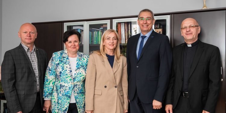 ЗУНУ співпрацює із словацькими науковцями