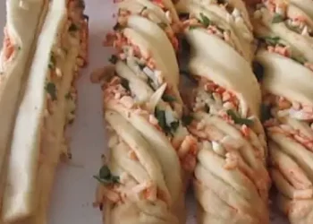 Цей рецепт смачнющої піци не залишить байдужим жодного.