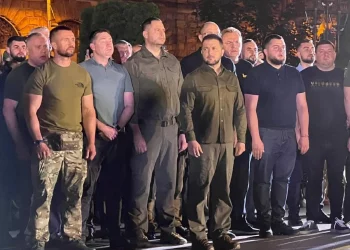 Командири “Азовсталі” повернулися з Туреччини додому