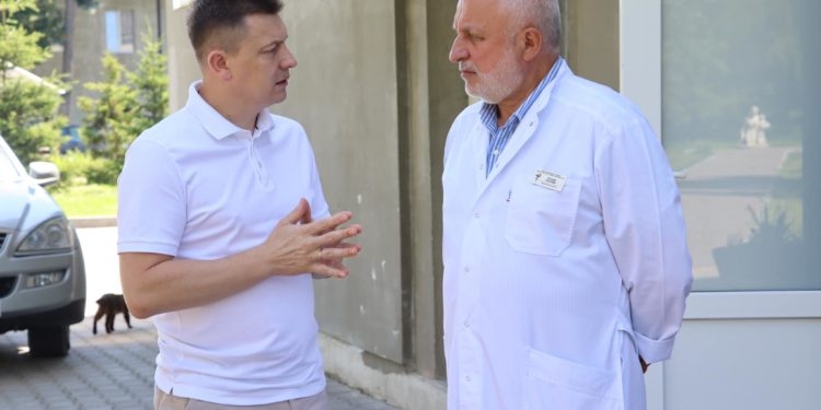 Володимир Болєщук відвідав один з головних реабілітаційних медзакладів Тернопільщини