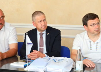 У ТНПУ зустрічалися з директором Центру європейських проєктів Лешеком Буллером