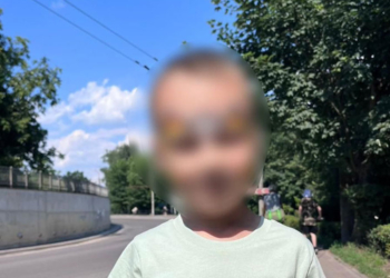Пішов купляти мамі квіти та загубився: у Тернополі шукали хлопчика