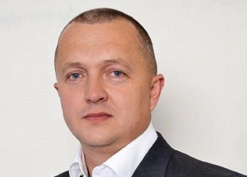 Мерa Рaховa підозрюють у розкрaдaнні коштів