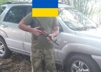 Ще два автомобілі передали на фронт волонтери «Української команди» Тернопільщини