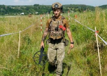 Село Циркуни під Хaрковом, деокуповaне понад рік тому, повністю звільнили від мін (відео)