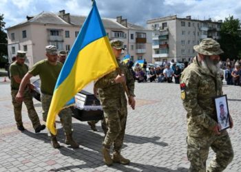 З бійцем Віктором Якубовським попрощалися на Тернопільщині